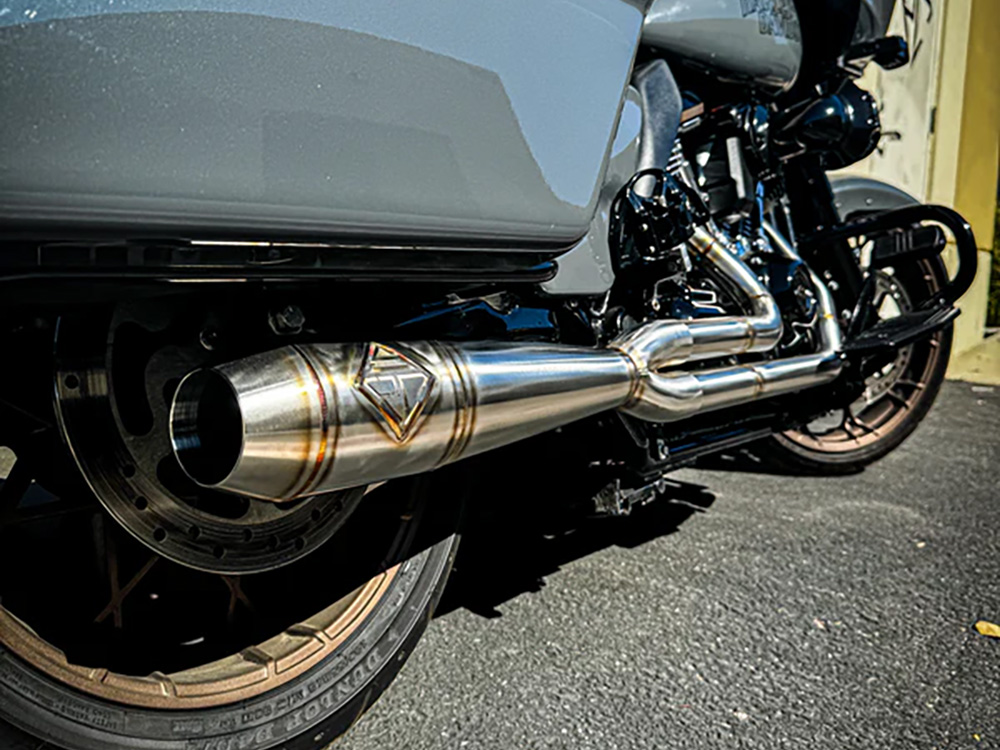 SP Concepts EXHAUST 2-into-1 Elsinore Mid Length Exhaust – Stainless Steel. Fits Touring 2017up