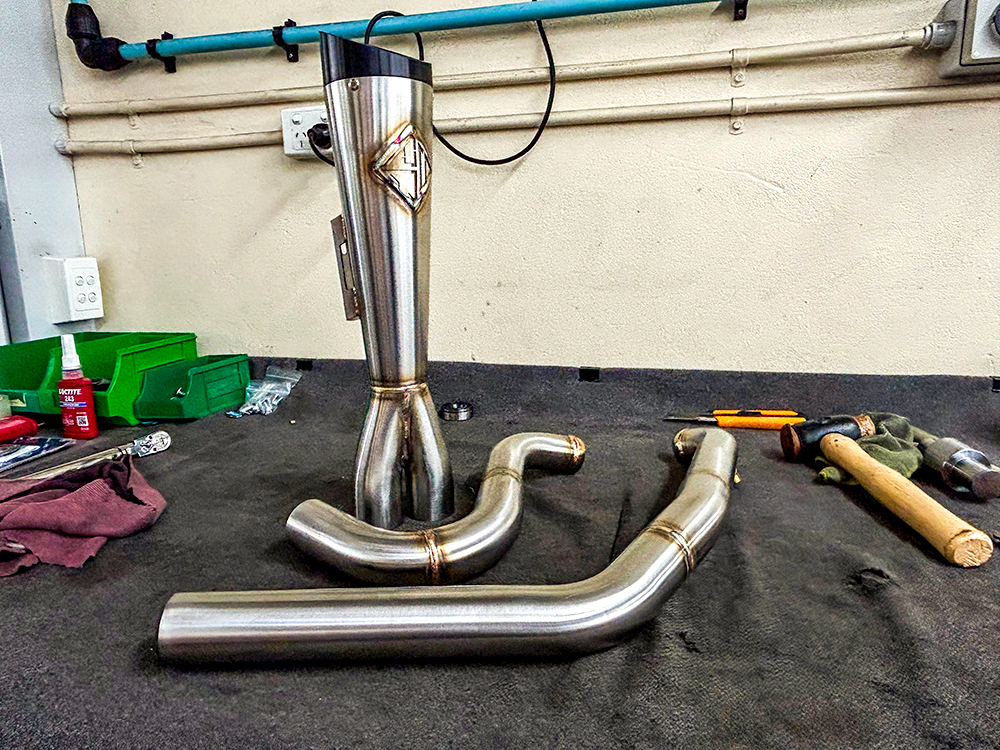 Exhaust; FXD%2706-17 2:1 Cutback