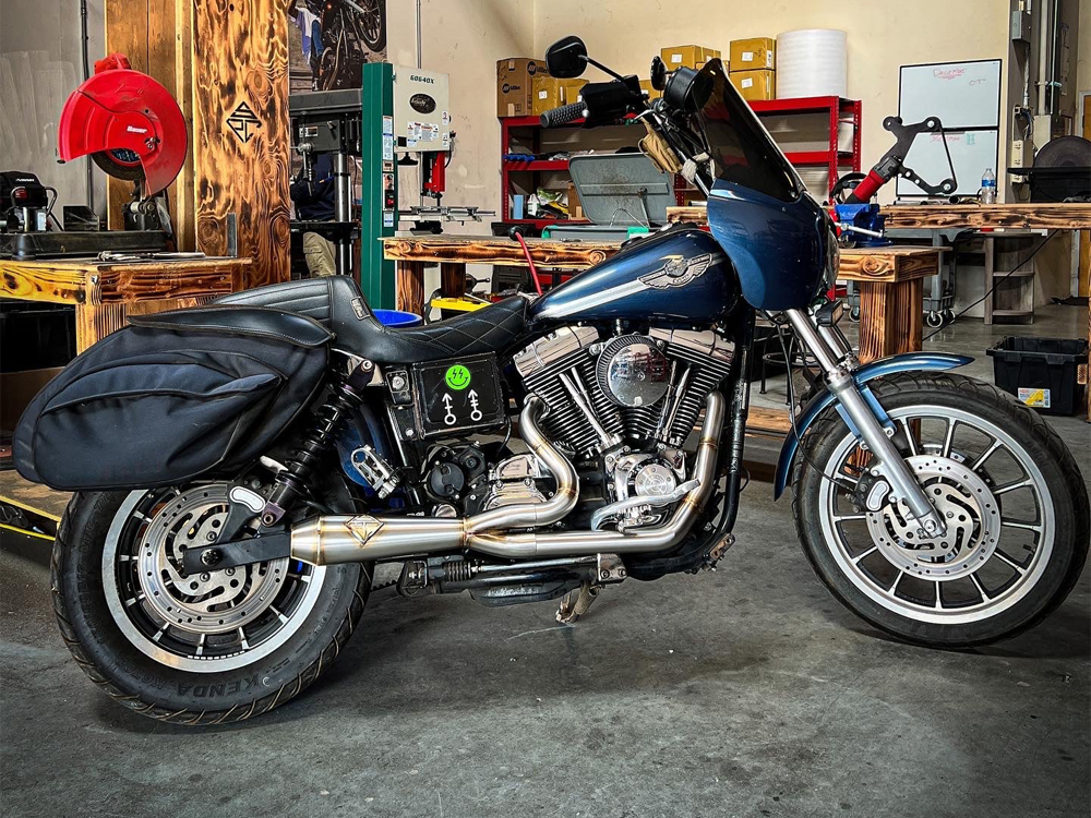 SP Concepts EXHAUST 2-into-1 LaneSplitter Exhaust – Stainless Steel. Fits Dyna 1999-2005