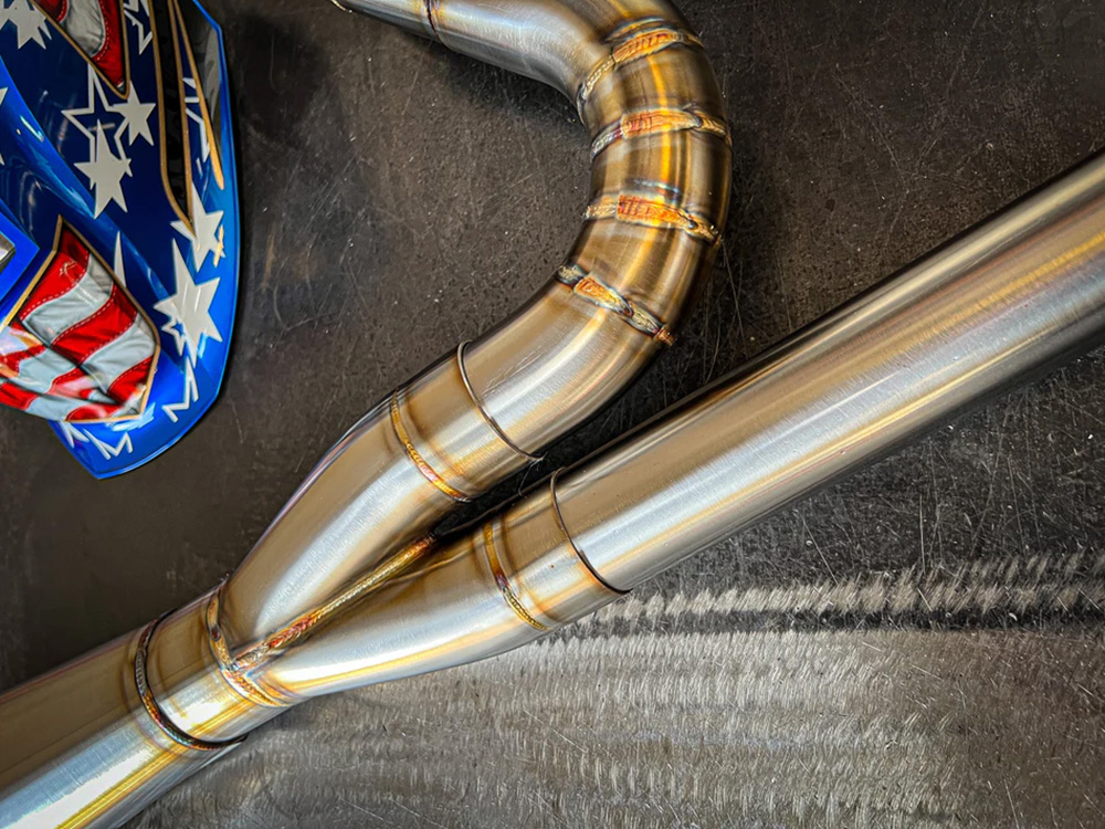 SP Concepts EXHAUST 2-into-1 4.5in. Works Edition Big Bore Exhaust – Stainless Steel. Fits Dyna 1999-2005