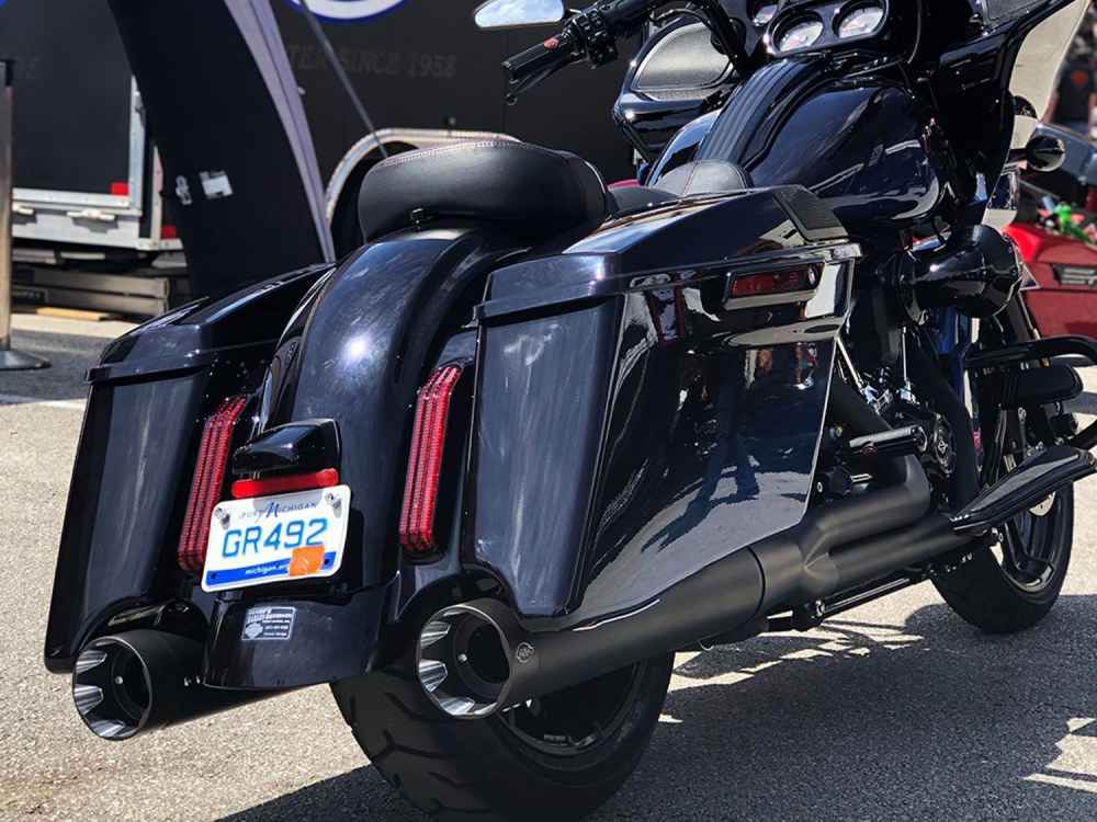 S&S Shadow Pipe for S&S Sidewinder 2-into-1 Exhaust – Black with Black End Cap. Fits Touring 2009up.