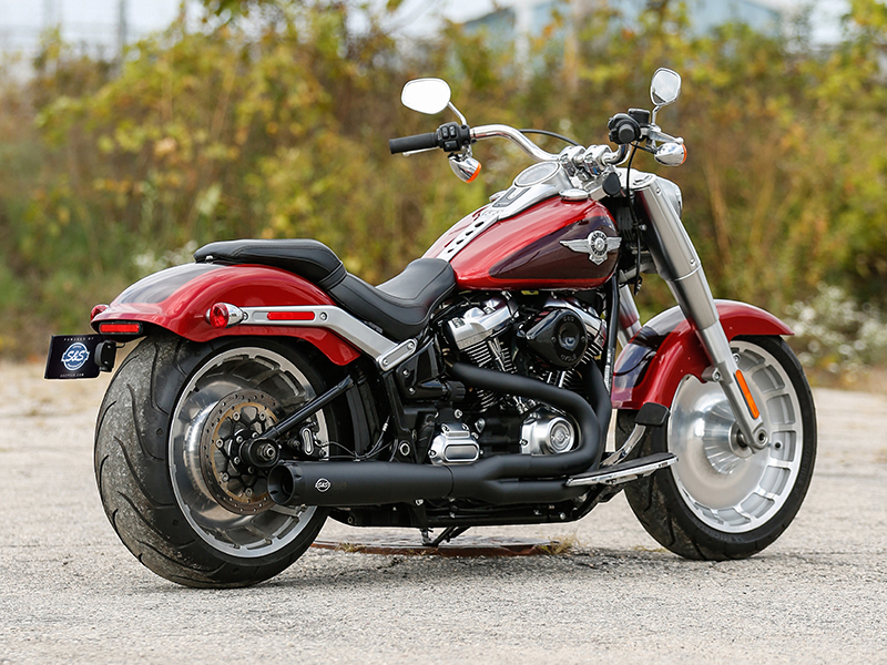 S&S 2-into-1 SuperStreet Exhaust – Black with Black End Cap. Fits Breakout & Fat Boy 2018up & FXDR 2019up.