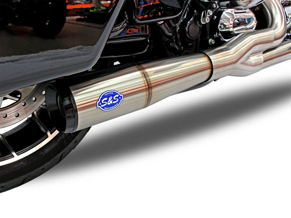 S&S 2-into-1 Diamondback Exhaust – Stainless with Black End Cap. Fits Touring 2017up.