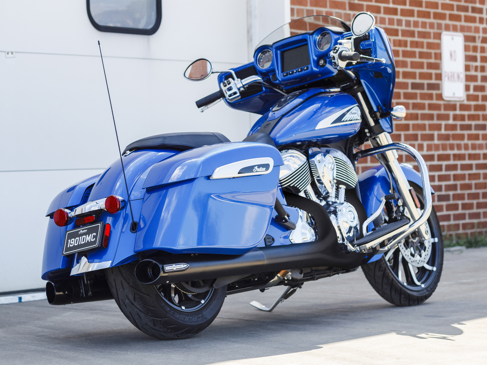 Mufflers; Indian BT w/Hard S/Bags