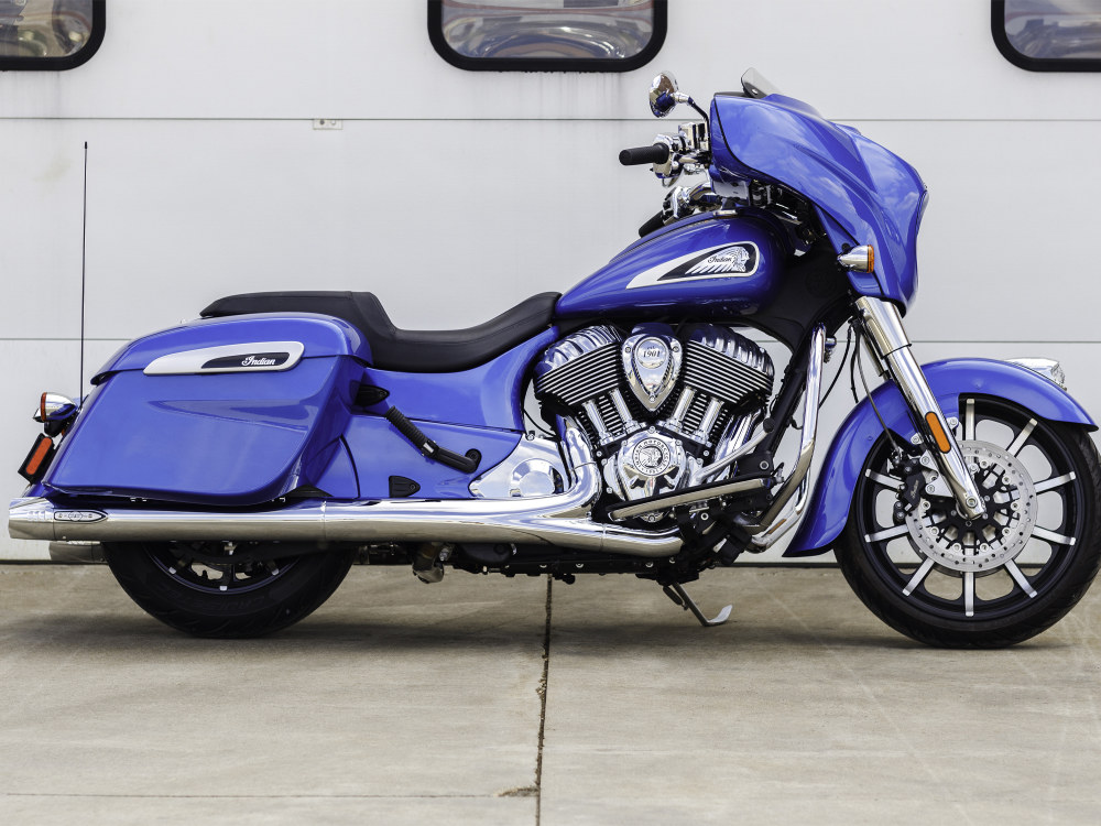 S&S Fishtail 4in. Slip-On Mufflers – Chrome with Chrome End Caps. Fits Indian Big Twin 2014up with Hard Saddle Bags.