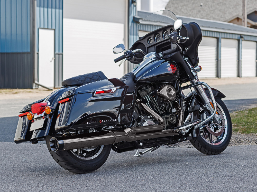 S&S 2-into-1 Sidewinder Exhaust – Lava Chrome with Black End Cap. Fits Touring 2017up.