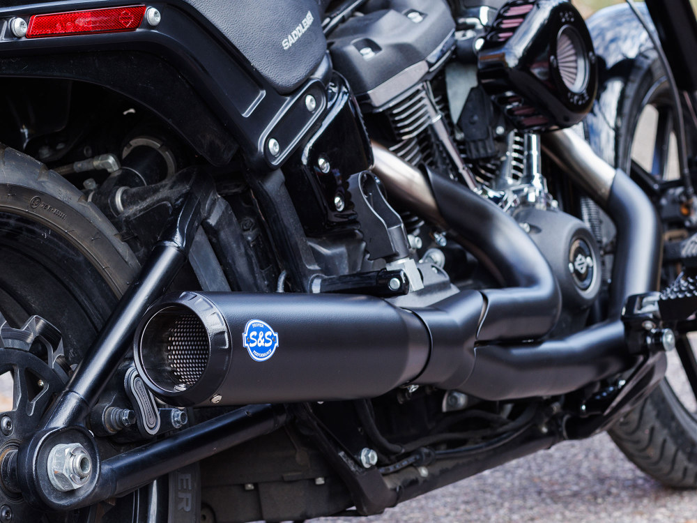 S&S 2-into-1 Qualifier Exhaust – Black with Black End Cap. Fits Softail 2018up Non-240 Rear Tyre Models