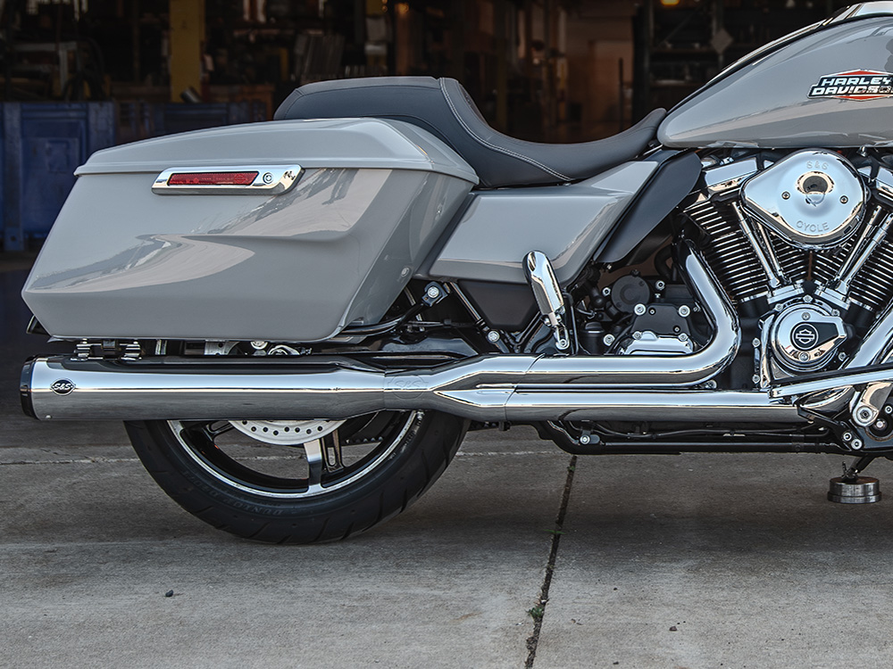 S&S 2-into-1 GNX Exhaust – Chrome with Black End Cap. Fits Touring 2017up