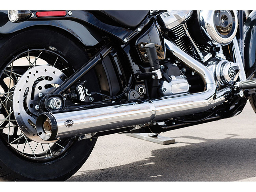 S&S 4in. Grand National Slip-On Muffler – Chrome with Black End Cap. Fits Softail Street Bob, Low Rider S, Low Rider ST & Heritage 2025up