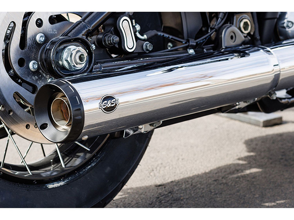 S&S 4in. Grand National Slip-On Muffler – Chrome with Black End Cap. Fits Softail Street Bob, Low Rider S, Low Rider ST & Heritage 2025up