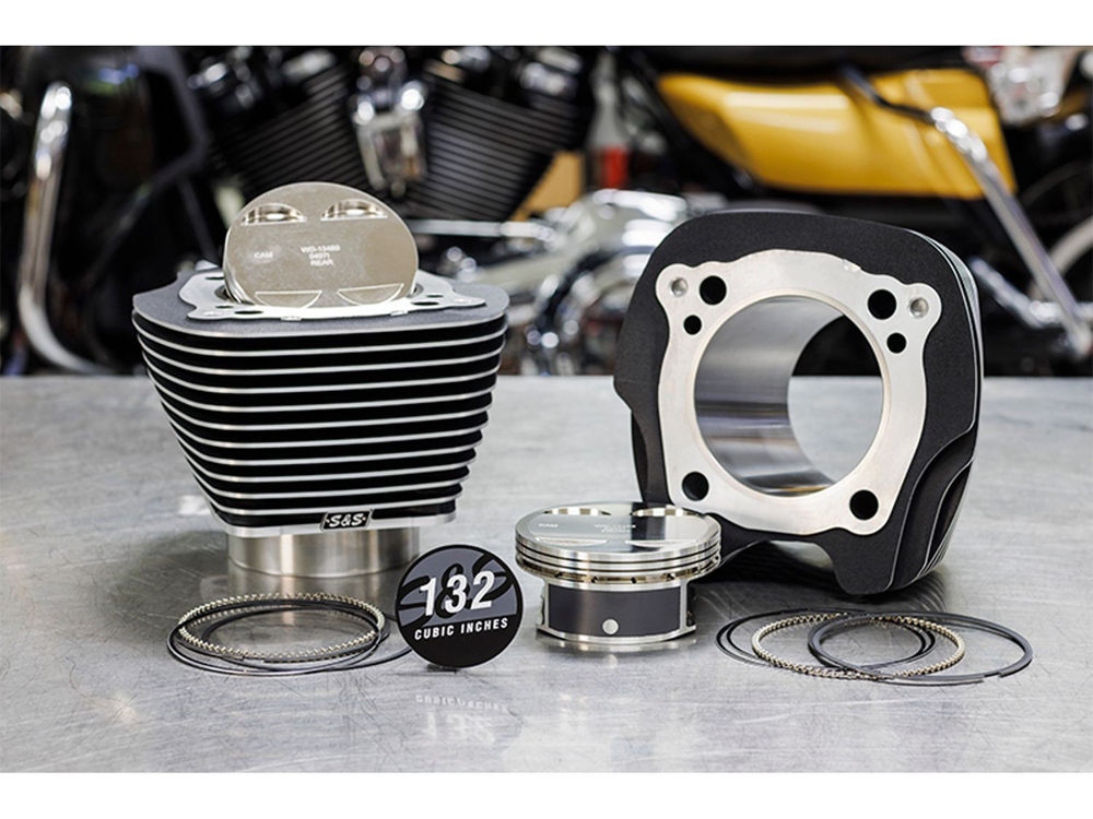 S&S 132ci Big Bore Kit with Highlighted Fins – Black. Fits Milwaukee-Eight 2017up 114ci or 117ci Engine.