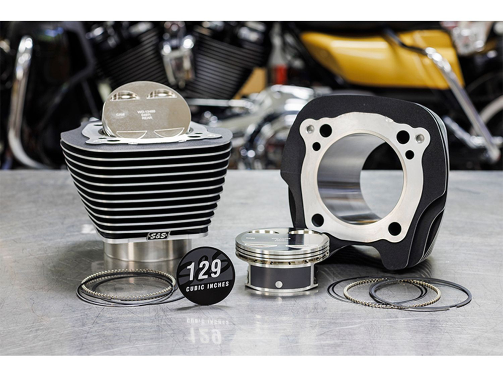S&S 129ci Big Bore Kit with Highlighted Fins – Black. Fits Milwaukee-Eight 2017up with 107ci Engine.