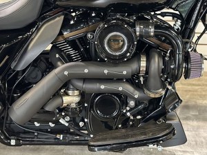 Trask Performance Tornado Turbo Kit – Black Exhaust, Black Billet. Fits Touring 2017-2023 and Softail 2018-2024 Trask Performance Tornado Turbo Kit – Black Exhaust, Black Billet. Fits Touring 2017-2023 and Softail 2018-2024