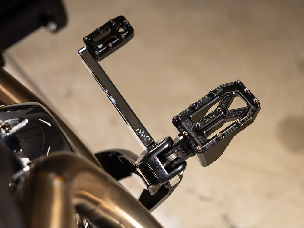 Thrashin Supply Aggressor Footpegs – Black. Fits Softail 2018up Front Rider