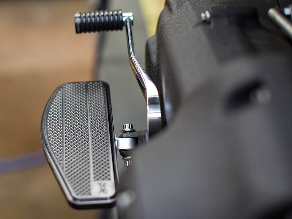 Thrashin Supply Mini Floorboards with HD Male Mount – Black