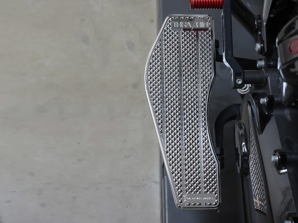 Thrashin Supply Bagger Rider Floorboards – Chrome. Fits Touring 1980up, FL Softail 1986-2017 & Dyna Switchback 2012-2016