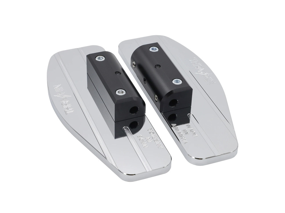 Thrashin Supply Rear/Passenger Floorboards – Chrome. Fits Touring 1983up