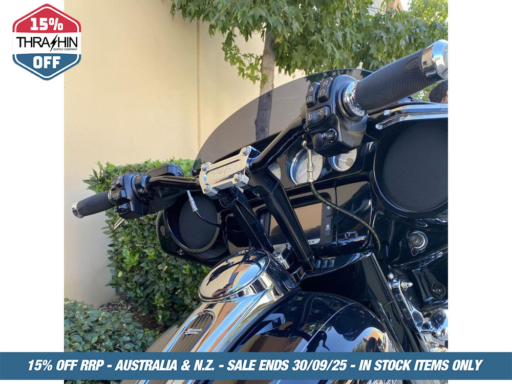 Thrashin Supply Street Glide Riser Adapter – Black. Fits Street Glide 2014up
