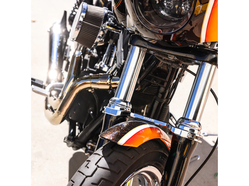 Thrashin Supply Billet Fork Brace – Chrome. Fits 49mm Dyna Mid-Glide 2006-2017.