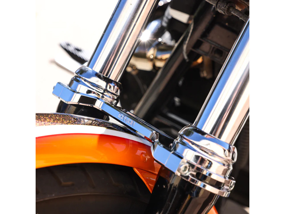 Thrashin Supply Billet Fork Brace – Chrome. Fits 49mm Dyna Mid-Glide 2006-2017.