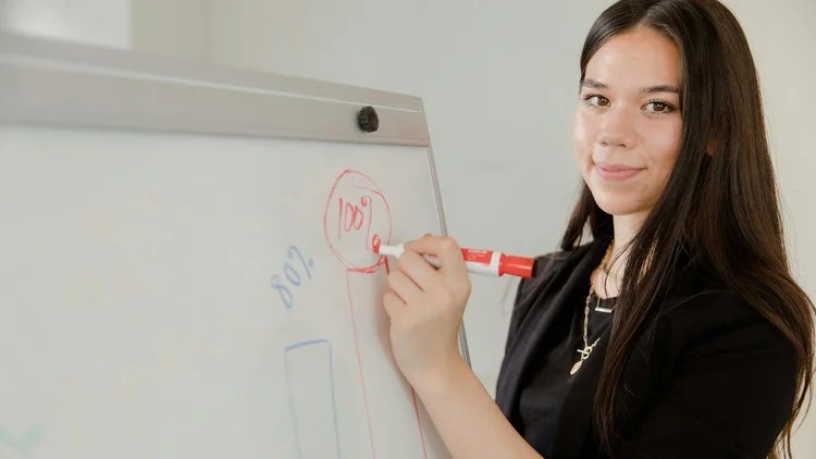 Presentation Expert: AI & GPT, Pitch Decks, Business Speech Presentation Expert: AI & GPT, Pitch Decks, Business Speech