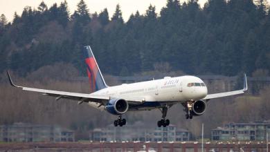 Video shows Delta Air Lines passengers evacuating by slides at Atlanta Airport Video shows Delta Air Lines passengers evacuating by slides at Atlanta Airport