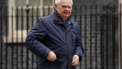 ‘Don’t be stupid,’ says Donald Trump as he ‘shoots himself in foot’ with tariffs global markets meltdown ‘Don’t be stupid,’ says Donald Trump as he ‘shoots himself in foot’ with tariffs global markets meltdown