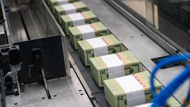 Canada dollar, Mexico peso soar on report Trump to delay tariffs Canada dollar, Mexico peso soar on report Trump to delay tariffs