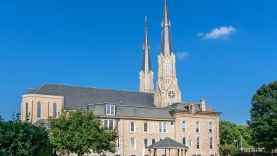 Lawsuit claims defrocked priest sexually abused boy for years at Peoria Catholic church Lawsuit claims defrocked priest sexually abused boy for years at Peoria Catholic church