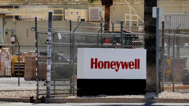 Honeywell, one of the few remaining US industrial conglomerates, will split into three companies Honeywell, one of the few remaining US industrial conglomerates, will split into three companies