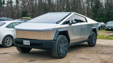 Tesla Cybertruck Deliveries Paused Because Losing Sharp Metal Body Panels On The Road Is Bad Or Something Tesla Cybertruck Deliveries Paused Because Losing Sharp Metal Body Panels On The Road Is Bad Or Something