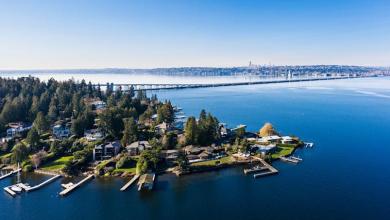 Jeff Bezos and Lauren Sánchez “Cozy Up” in the BOUGIEST Mansions We’ve Ever Seen Jeff Bezos and Lauren Sánchez “Cozy Up” in the BOUGIEST Mansions We’ve Ever Seen