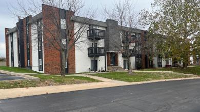 Missouri prosecutor declines to charge a police officer who shot and killed a woman and infant Missouri prosecutor declines to charge a police officer who shot and killed a woman and infant