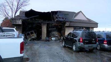 Waukesha business fire; 2 taken to hospital Waukesha business fire; 2 taken to hospital