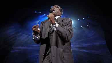 People Are Absolutely Losing It After A Pastor Had Ushers Lock The Doors And Demanded K From His Congregation People Are Absolutely Losing It After A Pastor Had Ushers Lock The Doors And Demanded K From His Congregation