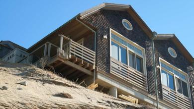 A luxury house is close to tumbling into Cape Cod Bay. Will anyone stop it? A luxury house is close to tumbling into Cape Cod Bay. Will anyone stop it?