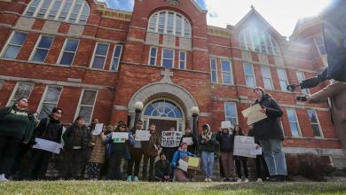 St. Norbert professors vote ‘no confidence’ in college president after major cuts recommended St. Norbert professors vote ‘no confidence’ in college president after major cuts recommended