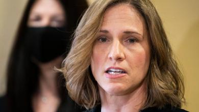 Prosecutor’s review finds new suspects in 1996 double killing and no ties to man tried 5 times Prosecutor’s review finds new suspects in 1996 double killing and no ties to man tried 5 times