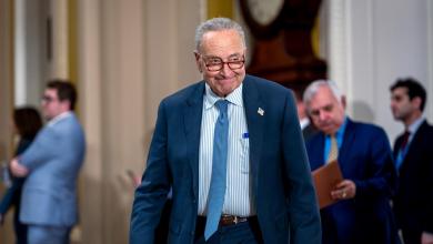Senate Democrats join Republicans in voting to advance bill to detain migrants accused of crimes Senate Democrats join Republicans in voting to advance bill to detain migrants accused of crimes