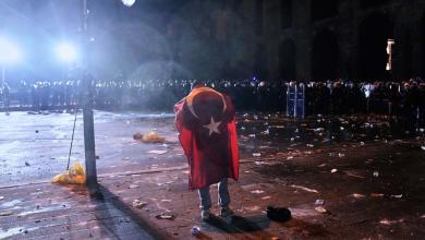 Detained Istanbul mayor faces 2nd day of questioning as protests intensify Detained Istanbul mayor faces 2nd day of questioning as protests intensify