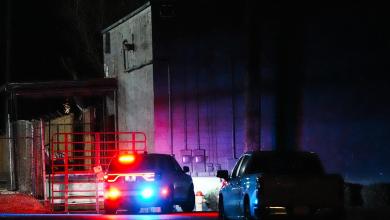 Indiana State Police looking for man accused of shooting Orange County deputy in New Albany Indiana State Police looking for man accused of shooting Orange County deputy in New Albany