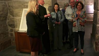 Satanist leader’s attempt to hold Black Mass in Kansas Statehouse sparks chaos and 4 arrests Satanist leader’s attempt to hold Black Mass in Kansas Statehouse sparks chaos and 4 arrests