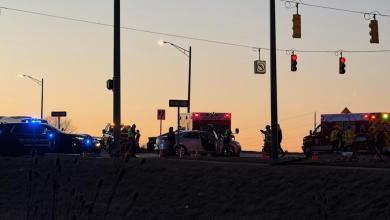 Police respond to crash on Lake Lansing Rd. Police respond to crash on Lake Lansing Rd.