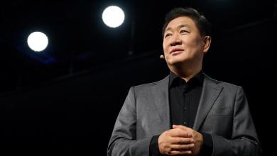 Samsung Electronics Co-CEO Dies of Heart Attack at 63 Samsung Electronics Co-CEO Dies of Heart Attack at 63