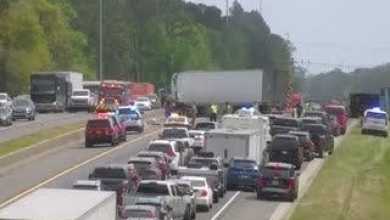 I-10 Eastbound wreck snarls traffic for miles as Springtime brings thousands to Tallahassee I-10 Eastbound wreck snarls traffic for miles as Springtime brings thousands to Tallahassee