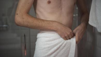 How to check for testicular cancer as Chris Stark ‘feels like an idiot’ for not spotting signs How to check for testicular cancer as Chris Stark ‘feels like an idiot’ for not spotting signs