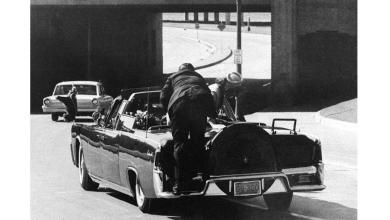 Clint Hill, Secret Service agent who leaped onto JFK’s car after the president was shot, dies at 93 Clint Hill, Secret Service agent who leaped onto JFK’s car after the president was shot, dies at 93