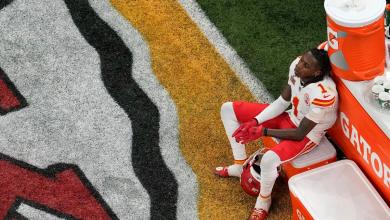 Chiefs receiver Xavier Worthy is arrested in Texas on a family violence assault charge Chiefs receiver Xavier Worthy is arrested in Texas on a family violence assault charge