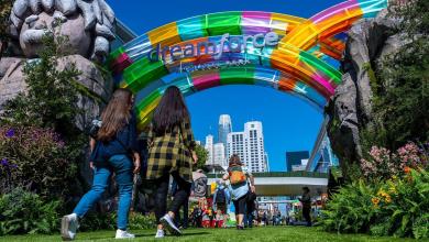 Salesforce Cutting 1,000 Roles While Hiring Salespeople for AI Salesforce Cutting 1,000 Roles While Hiring Salespeople for AI