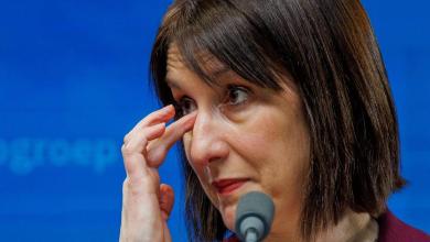 Bond surge triggers retail investor frenzy as markets brace for more turmoil Bond surge triggers retail investor frenzy as markets brace for more turmoil